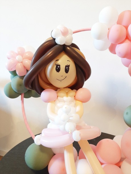 האישה בורוד